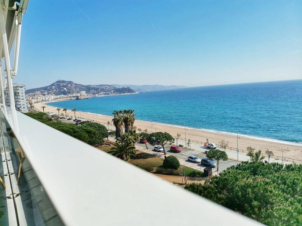 Seafront Apartment In Blanes Exterior photo