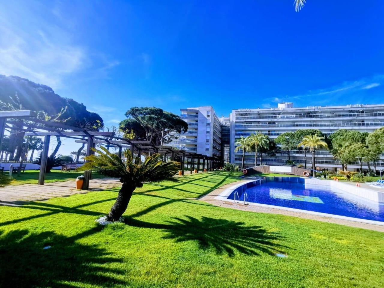 Seafront Apartment In Blanes Exterior photo